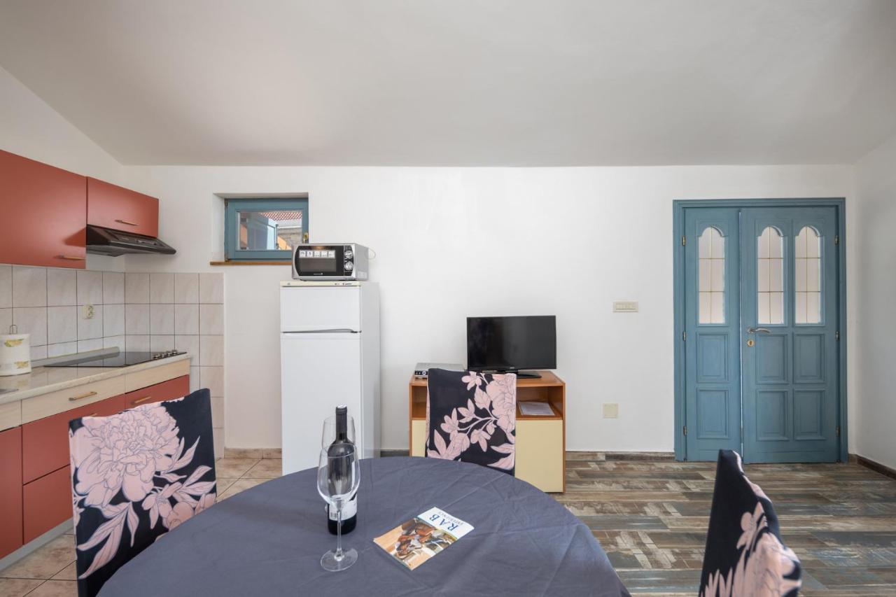 Apartment Doris Supetarska Draga Exterior photo