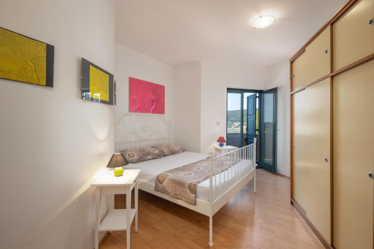 Apartment Doris Supetarska Draga Exterior photo
